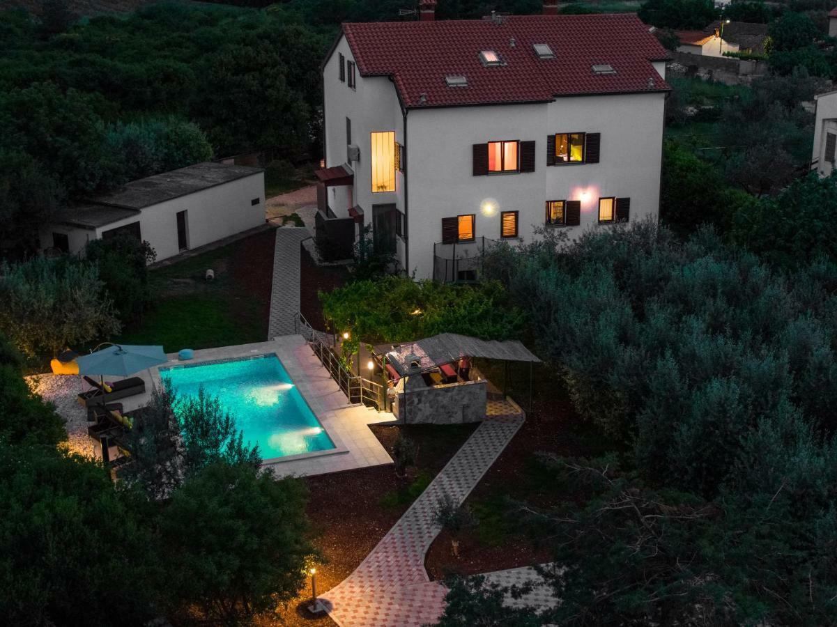 Holiday Home Mara Fondole Екстериор снимка