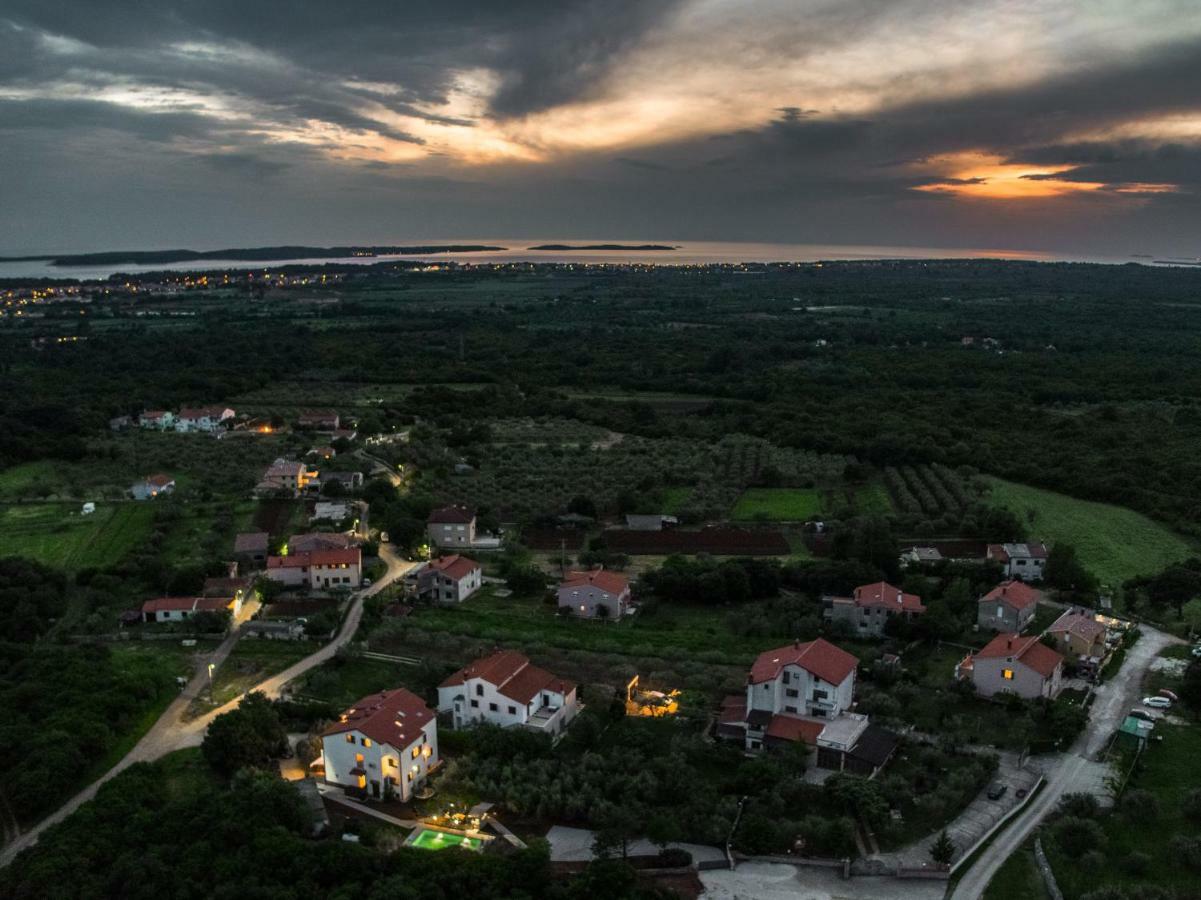 Holiday Home Mara Fondole Екстериор снимка